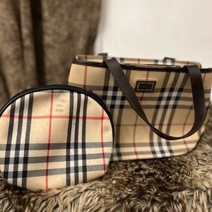 Authentic Burberry purse with wallet